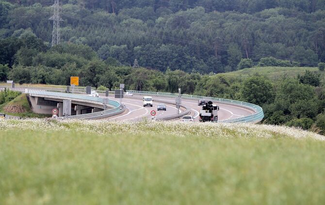 Die B14-Brücke zwischen Winnenden und Leutenbach.