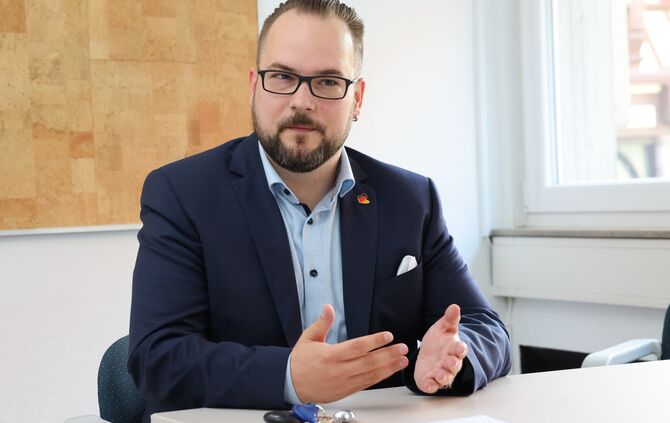 Warum wurde ein Ermittlungsverfahren gegen Lars Haise eingestellt? In seiner Pressemitteilung dazu erfährt man es nicht.