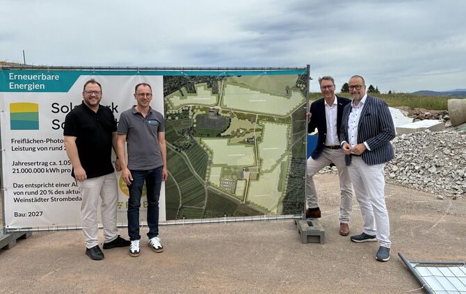 Von links: Kevin Latzel (Bürgermeister Remshalden), Thomas Meier (1. Betriebsleiter der Stadtwerke Weinstadt), Richard Sigel (La