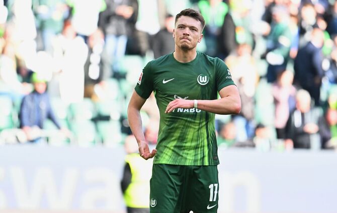 Kommt er oder kommt er nicht? Der VfB Stuttgart bemüht sich weiter um einen Transfer von Wolfsburgs Pejcinovic.