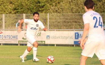 Blick voraus: Die SG Weinstadt (am Ball Kevin Chiappetta) geht in ihre dritte Landesliga-Saison am Stück.