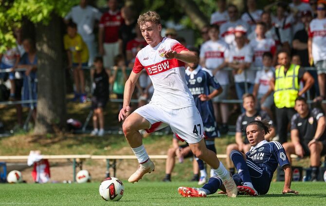 Yanik Spalt zeigte gegen den Paris FC eine gute Leistung – und spielt sich auch im Trainingslager in den Vordergrund.