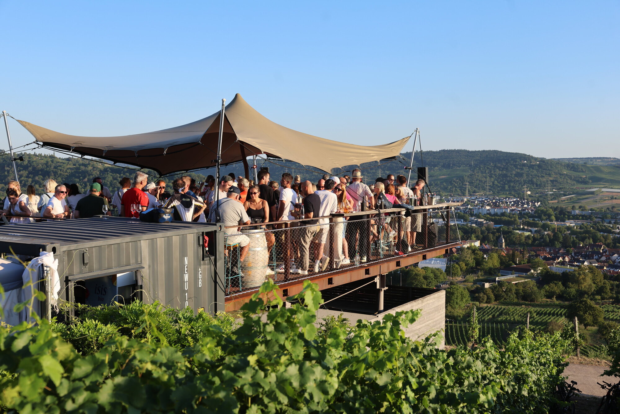 Atmosphere, view, and wine make the Sunset Lounge a crowd-puller