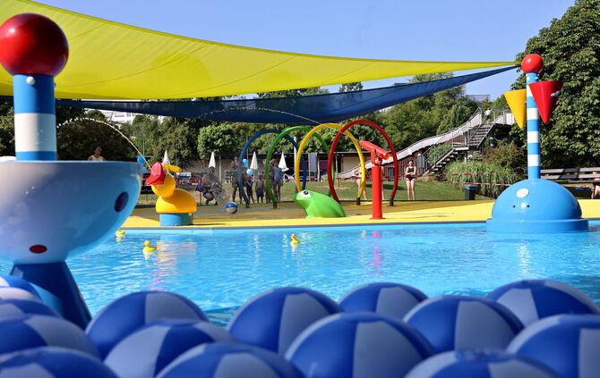 Seit Anfang August können Kinder wieder im Freibad Waiblingen im neuen Planschbecken planschen.