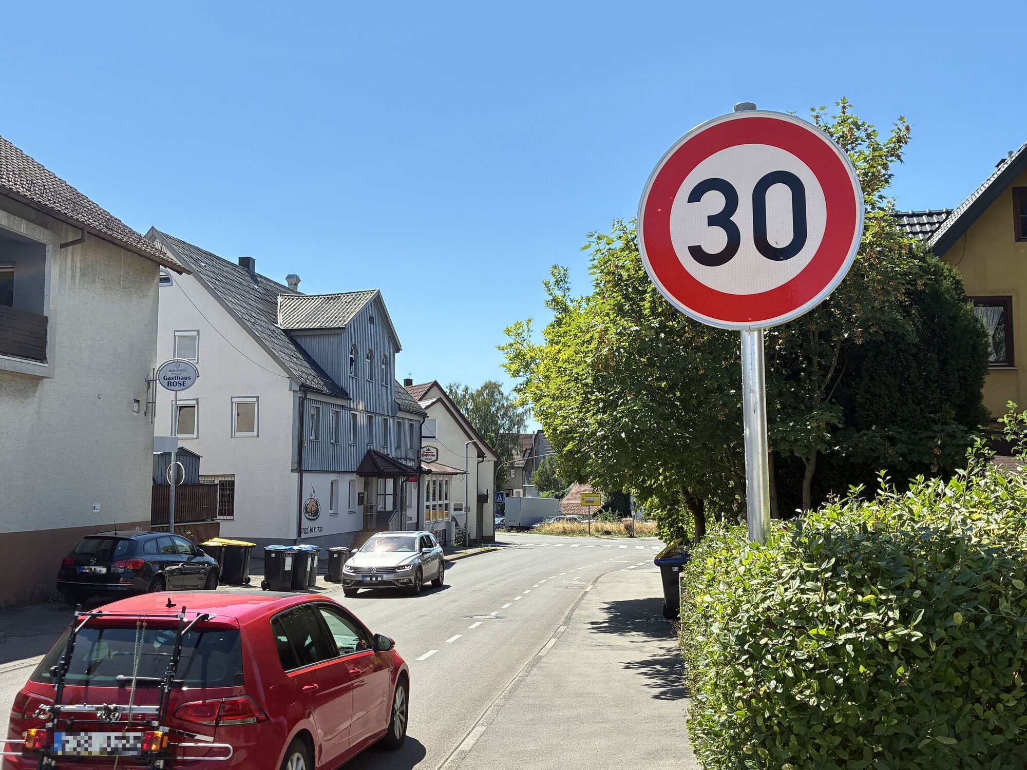 Mehr Tempo 30 in Welzheim: Erste Schilder aufgestellt, weitere werden ...
