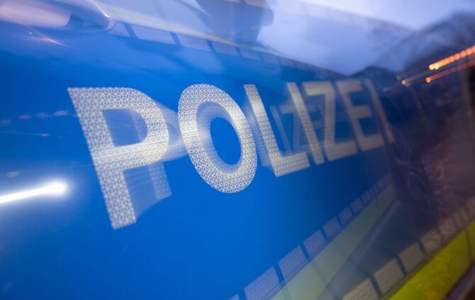 Die Polizei dankt dem Lebensretter. (Symbolbild)