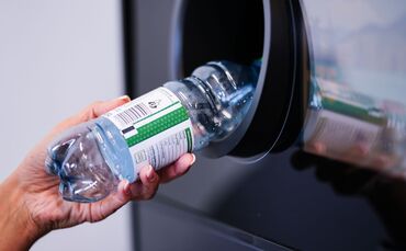 Ein defekter Pfandautomat lässt den Streit im Supermarkt eskalieren. (Symbolbild)