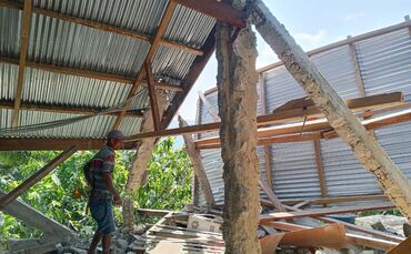 Erdbeben vor der Küste Indonesiens