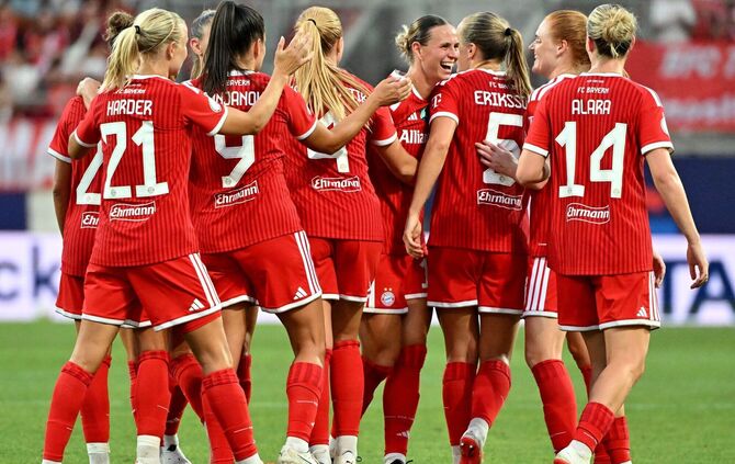 DFB-Supercup - Bayern München - VfL Wolfsburg