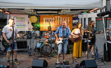 "Mick and the Rainbow Turtles" begeisterten das Publikum beim Kunsttreff in Winnenden.