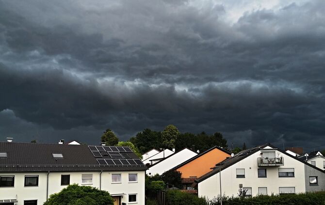 Gewitter ziehen über den Rems-Murr-Kreis (Symbolfoto).