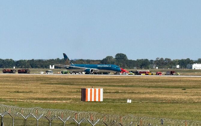 Flugzeug kehrt nach Start am Münchner Flughafen um