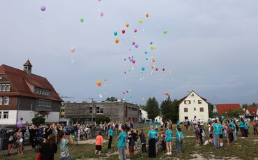 Luftballonstart im Lindenquartier.