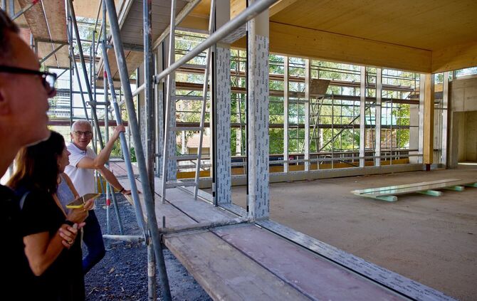 Bauen ruckzuck: So schnell wird in Weiler eine schöne Mensa gebaut.