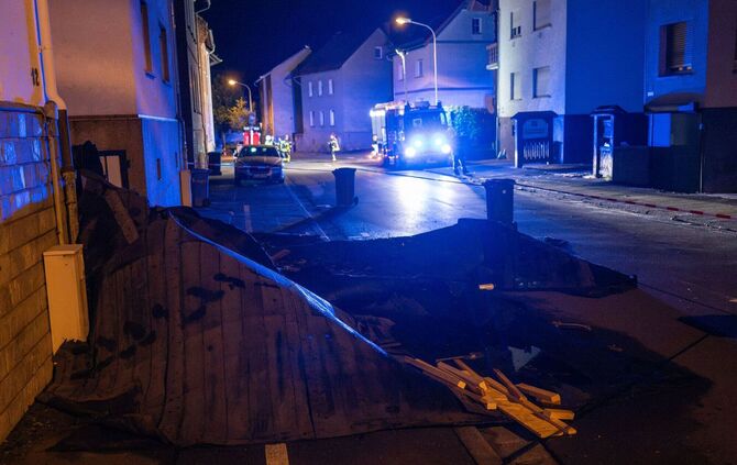 Zahlreiche Häuser nach Unwetter in Hessen zerstört