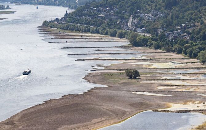Niedrigwasser auf dem Rhein