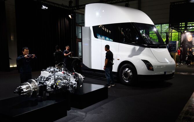 Tesla Semi