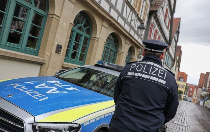 Die Polizei hat einen Betrunkenen auf einem E-Scooter aufgehalten (Symbolfoto).