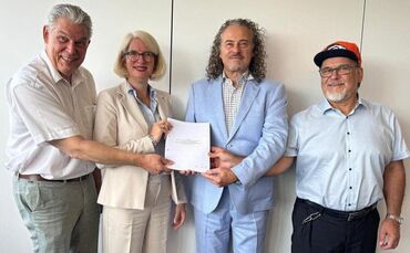 Die Geschäftsführer von ZVW und BKZ: Ullrich Villinger, Ruth Betz, Peter Janus und Uwe Freitag.