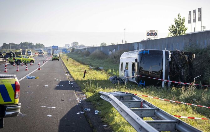 Niederlande: Schwerer Unfall mit Bus mit deutschen Schülern