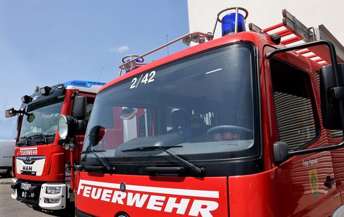 Mehrere Fahrzeuge waren unterwegs (Symbolfoto).