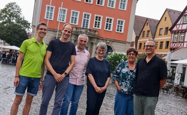 Die SPD-Fraktion im Sommergespräch: von links Marcel Kühner, Tim Schopf, Jürgen Erdmann, Sabine Reichle, Heidi Rapp und Peter Hu