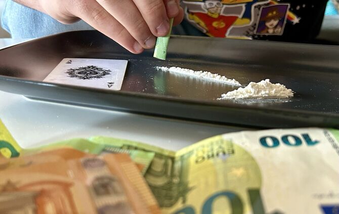 Unter anderem wegen des Verdachts auf Handel mit Kokain musste sich ein junger Mann aus Fellbach vor dem Amtsgericht Waiblingen