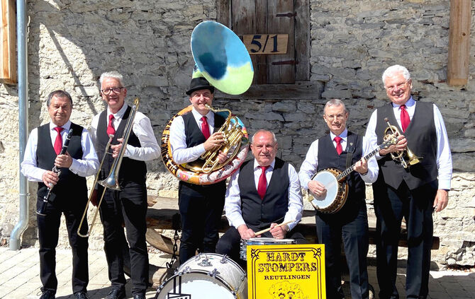 Die Hardt Stompers sorgen beim Jazz-Frühschoppen im Biergarten Schwaneninsel für einen unterhaltsamen Sonntagmorgen.