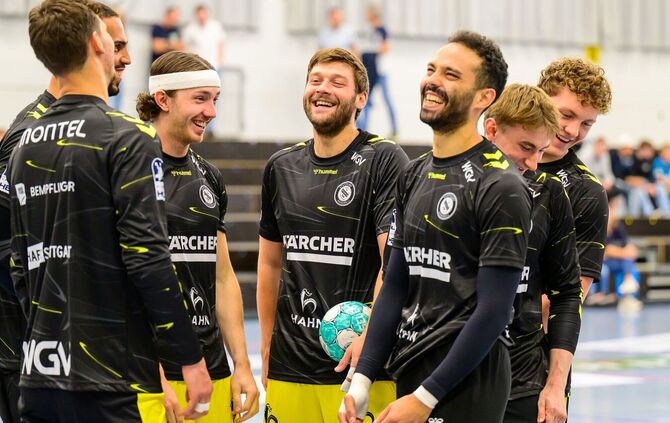 Gute Laune beim TVB vor dem Saisonstart (von links): Philipp Meyer, Philipp Ahouansou, Kasper Lien, Malte Donker, Mohamed El-Tay