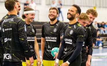 Gute Laune beim TVB vor dem Saisonstart (von links): Philipp Meyer, Philipp Ahouansou, Kasper Lien, Malte Donker, Mohamed El-Tay