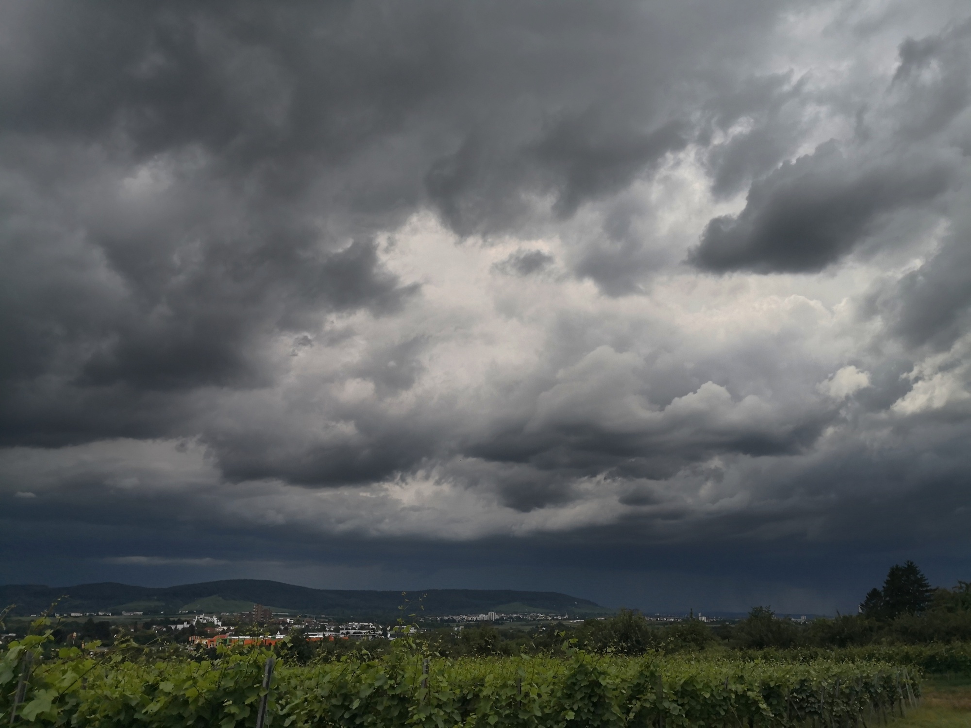 DWD warnt erneut vor starkem Gewitter im Rems-Murr-Kreis und in Stuttgart ...