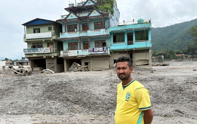 Sturzflut im Himalaya - Nepal