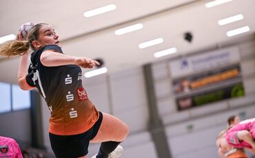 Maren Keil zeigte im Saisonauftaktspiel eine starke Leistung: Mit neun Toren war die Rechtsaußen in Todesfelde die erfolgreichst