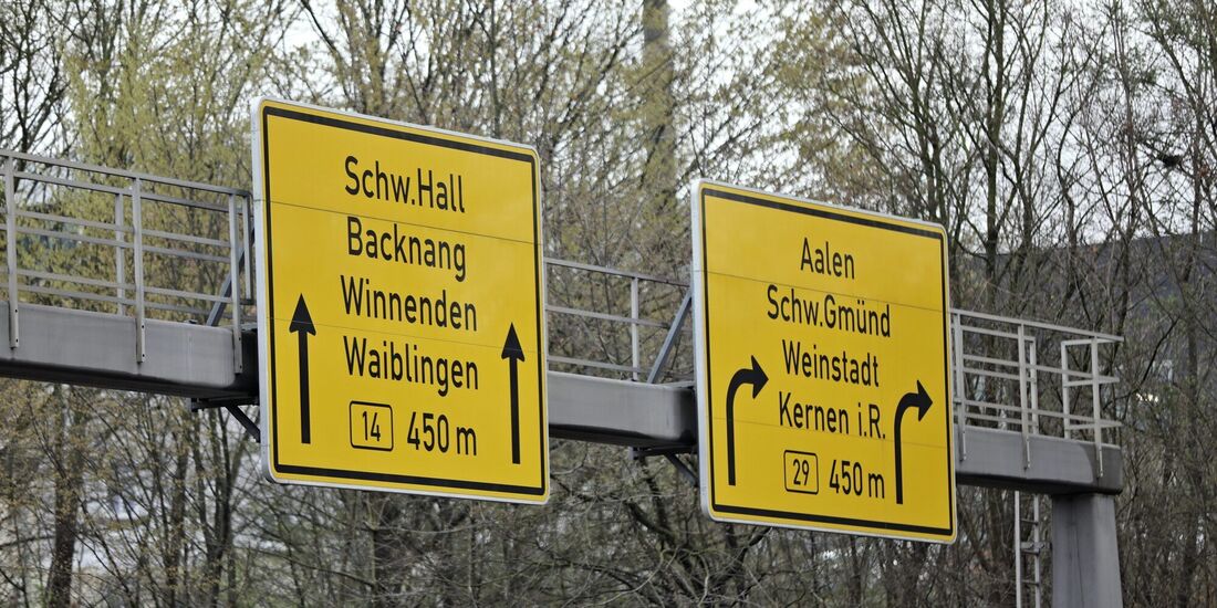 Beim Teiler von B14 und B29 bei Waiblingen soll einer den anderen erst bei 100 km/h rechts überholt und dann gezielt ausgebremst