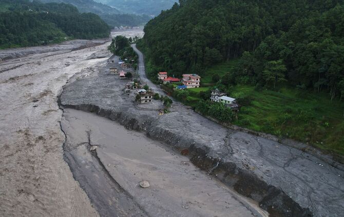 Sturzflut im Himalaya - Nepal