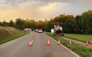 Vollsperrung: Unfall auf Brüdener Straße zwischen Auenwald und Unterweissach.