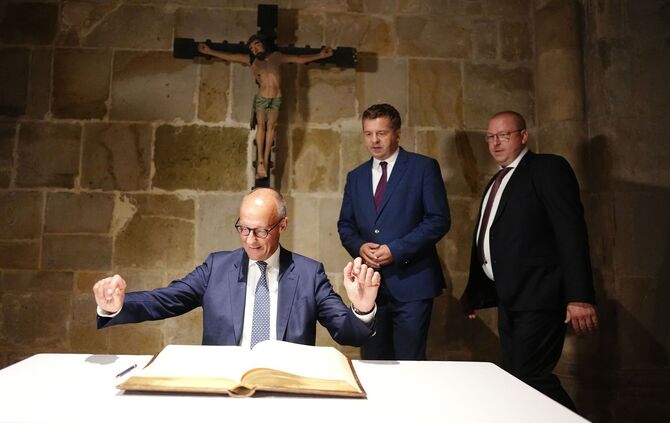 Wahlkampf der CDU Sachsen-Anhalt mit Bundeskanzler Merz