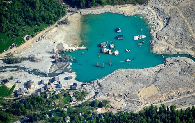 Felssturz und Gletscherabbruch im Lötschental