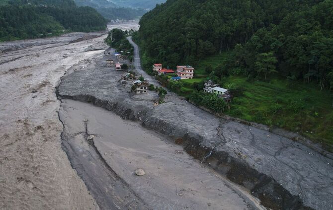 Sturzflut im Himalaya - Nepal