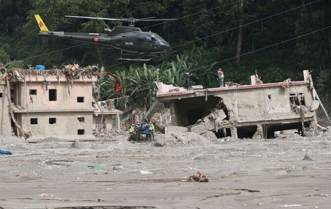 Nach Sturzflut im Himalaya - Nepal