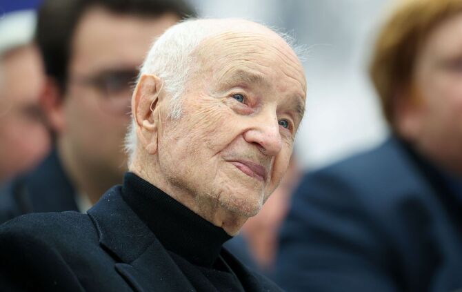 Armin Mueller-Stahl
