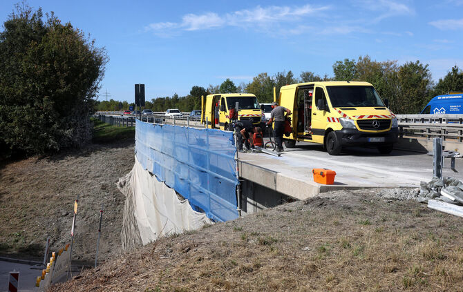Bauarbeiten auf der B14-Brücke und der Unterführung Erbachhof.