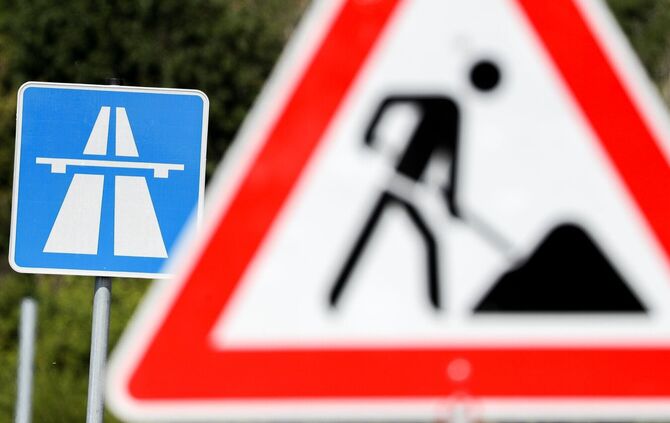 Wegen einer Fahrbahndeckenerneuerung kann die A8 zwischen den Anschlussstellen Pforzheim-Süd und Heimsheim am Wochenende in Rich