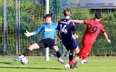 Keeper Nedim Hadziresic (hier im Pokalfinale gegen Allmersbach) und der TSV Schmiden sind mit vier Punkten in die Bezirksliga ge