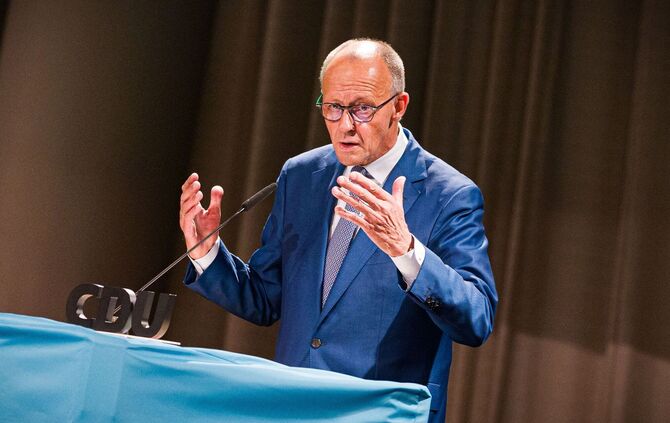 Kanzler Merz zu Besuch bei CDU Niedersachsen
