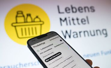 Eine Dorfkäserei aus Baden-Württemberg ruft mehrere Käsesorten bundesweit zurück.(Symbolbild)