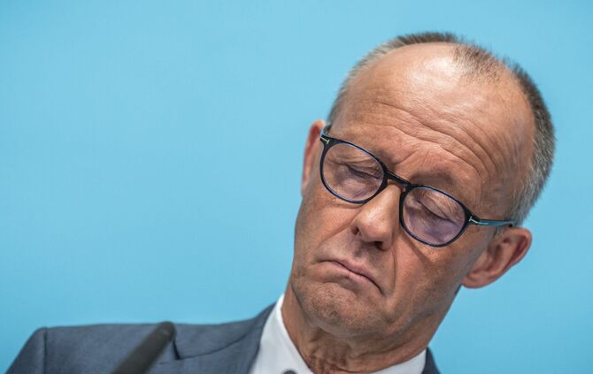 Merz gibt sich nach dem Wahldebakel erschüttert und selbstkritisch.