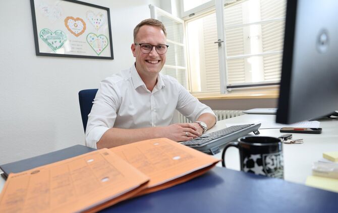 Marcel Schindler ist seit 1. Juni Chef im Urbacher Rathaus.