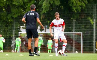 Ramon Hendriks nimmt am Abschlusstraining vor dem CL-Spiel gegen Stavanger teil (hier beim VfB-Trainingsauftakt).