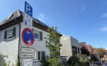Schilder in der Emil-Münz-Straße (Archiv).